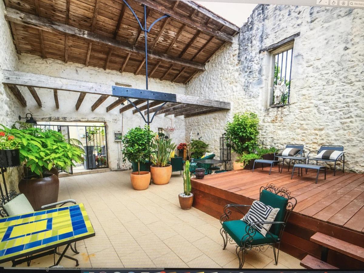 La Maison Blanche A Saint-Yzans-De-Medoc Екстер'єр фото